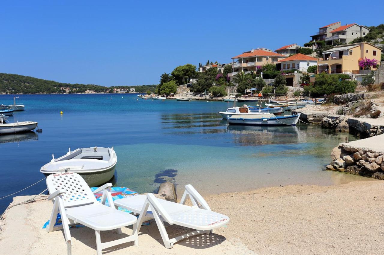 Family friendly seaside apartments Razanj, Rogoznica - 10373 Exterior foto