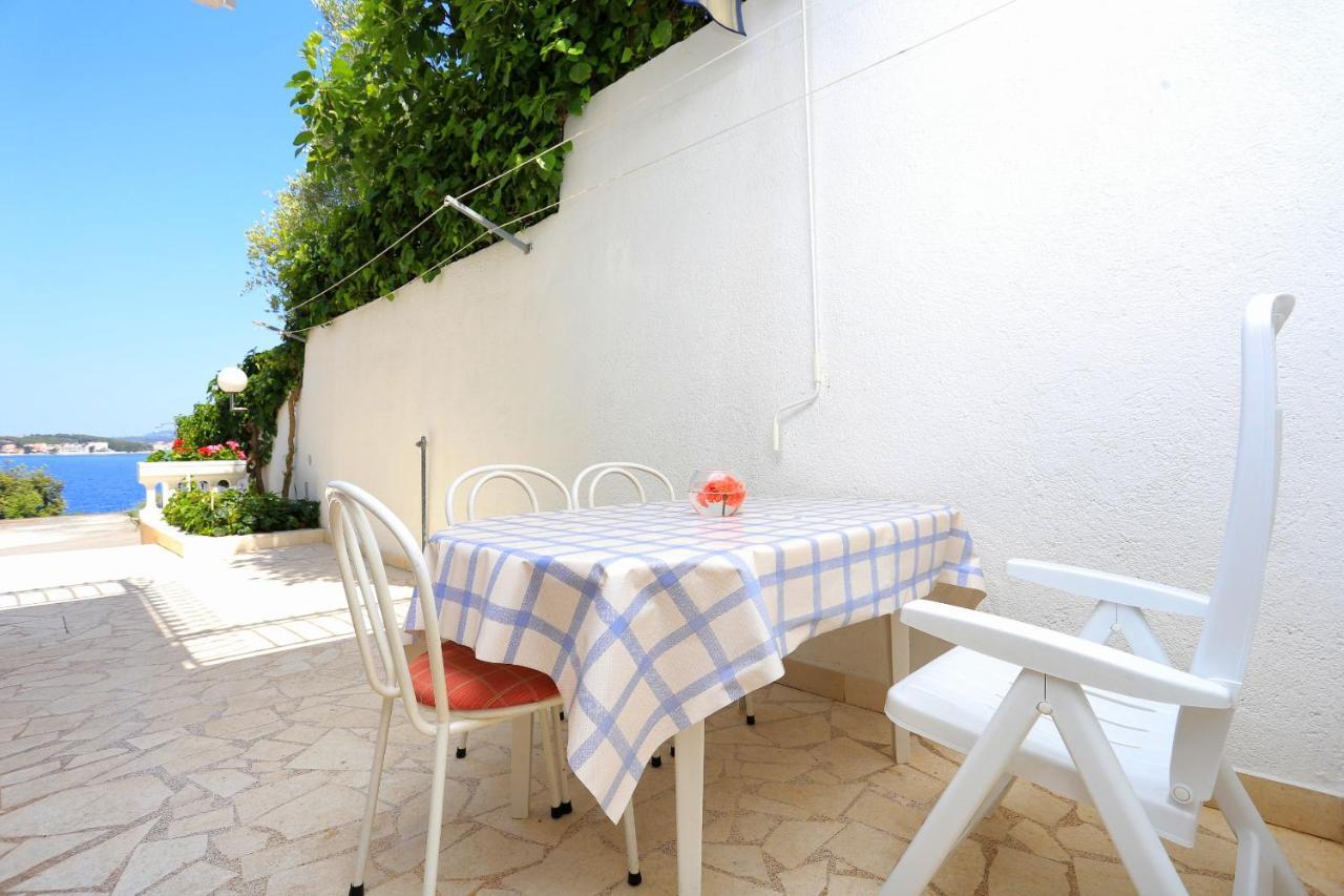 Family friendly seaside apartments Razanj, Rogoznica - 10373 Exterior foto
