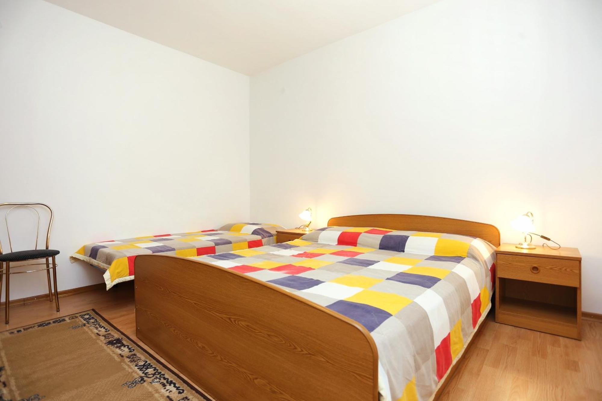 Family friendly seaside apartments Razanj, Rogoznica - 10373 Habitación foto